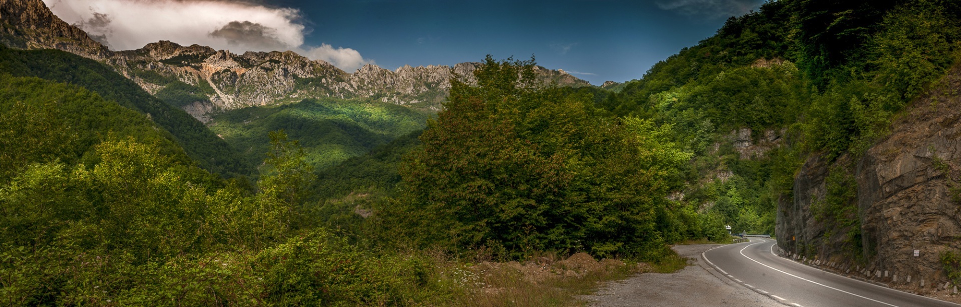 20180803-MONTENEGRO-ON-THE-ROAD-0157